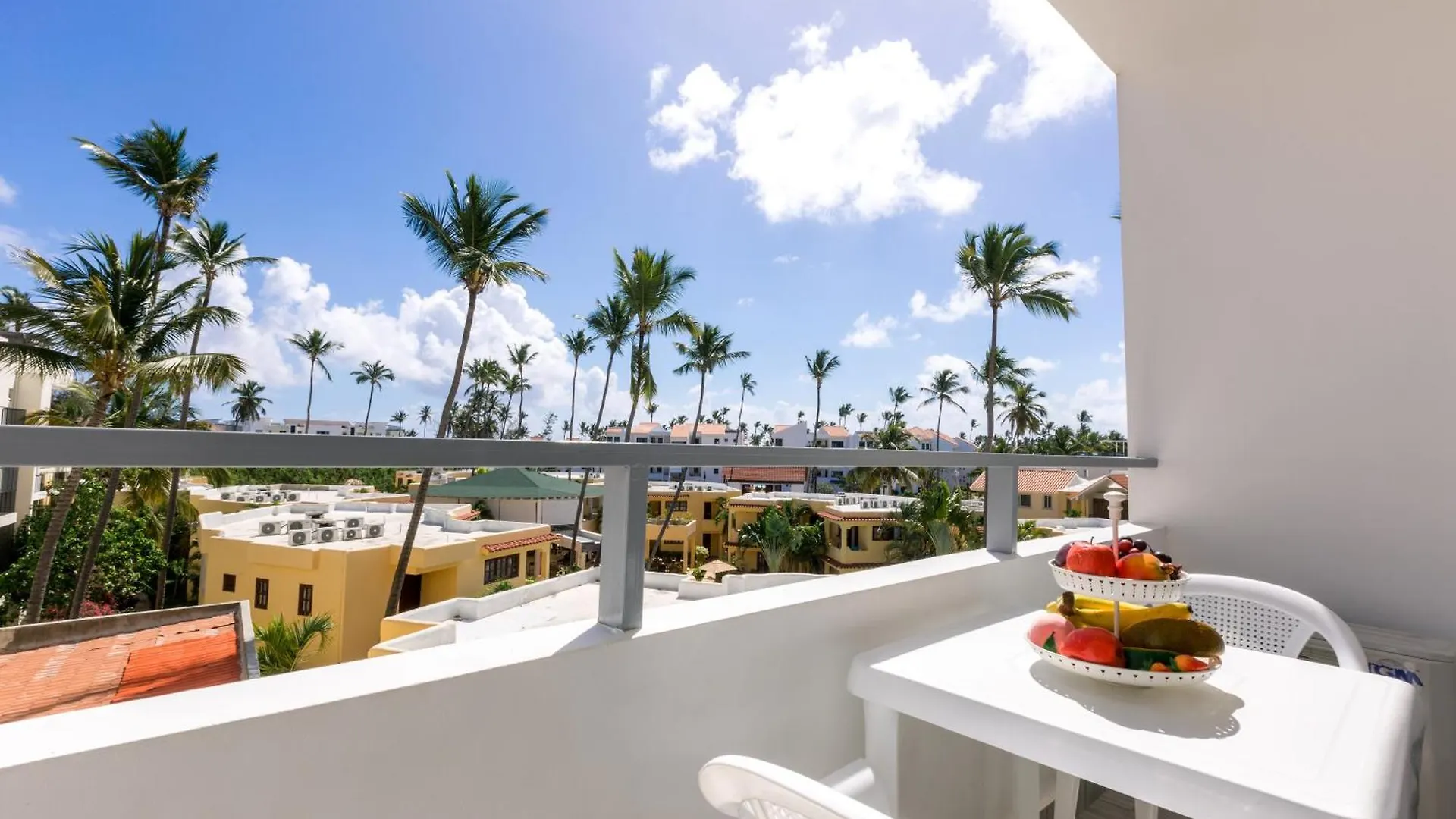 Grand Caribe Suites Punta Cana Otel
